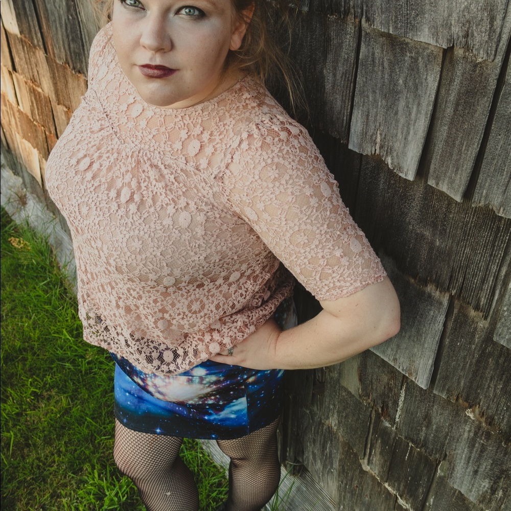Monteau Los Angeles Lace Top